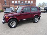 Gebraucht Lada Taiga 83 PS (61 kW) 2018 Rot SUV