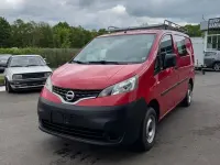 Gebraucht Nissan Evalia 90 PS (66 kW) 2010 Rot Van / Kleinbus
