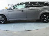Gebraucht Ford Mondeo 160 PS (117 kW) 2012 Brisbane brown/lunar sky Kombi