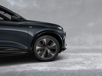 Gebraucht Audi Q6 e-tron S-Line 185 kW (252 PS) 2025 Manhattangrau metallic SUV