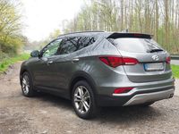 Gebraucht Hyundai Santa Fe 272 PS (200 kW) 2016 Silber SUV