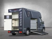 Gebraucht Peugeot Boxer 163 PS (119 kW) 2018 Grau Van