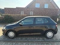 Gebraucht Skoda Fabia Active 60 PS (44 kW) 2016 Schwarz Limousine