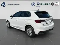 Gebraucht Skoda Fabia Active 80 PS (58 kW) 2023 Candyweiß Kleinwagen