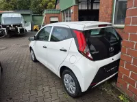 Gebraucht Toyota Aygo 72 PS (52 kW) 2020 Weiß Kleinwagen