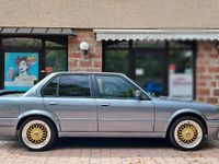Gebraucht BMW 320 Performance 130 PS (95 kW) 1990 Grau metallic Limousine