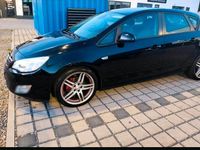 Gebraucht Opel Astra 140 PS (102 kW) 2010 Schwarz Kombi