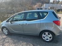 Gebraucht Opel Meriva 101 PS (74 kW) 2011 Silber Van / Kleinbus