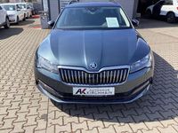 Gebraucht Skoda Superb Ambition 150 PS (110 kW) 2020 Grau Kombi