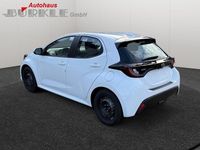 Gebraucht Toyota Yaris Hybrid Comfort 92 PS (67 kW) 2024 Weiß Limousine