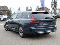 Gebraucht Volvo V90 Plus 398 PS (292 kW) 2025 Blau Kombi