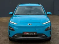 Gebraucht Hyundai Kona Basis 100 kW (136 PS) 2022 Blau SUV