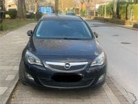 Gebraucht Opel Astra 165 PS (121 kW) 2012 Schwarz Kombi