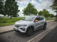 Usado Dacia Spring 13 kW (19 CV) 2022 Plateado Utilitario