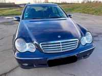 Gebraucht Mercedes C220 150 PS (110 kW) 2005 Blau Limousine