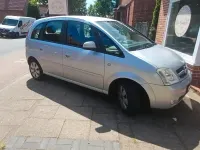 Gebraucht Opel Meriva 101 PS (74 kW) 2003 Silber Van / Kleinbus