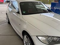 Gebraucht BMW 118 Performance 143 PS (105 kW) 2007 Weiß Kleinwagen