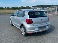 Gebraucht VW Polo 90 PS (66 kW) 2015 Silber Kleinwagen