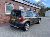 Gebraucht Skoda Yeti Experience 110 PS (80 kW) 2011 Braun SUV