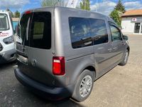 Gebraucht VW Caddy Trendline 125 PS (91 kW) 2016 Beige Van / Kleinbus