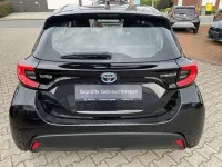 Gebraucht Toyota Yaris Plus 116 PS (85 kW) 2021 Mysticschwarz mica Kleinwagen