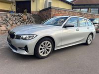 Gebraucht BMW 320 190 PS (139 kW) 2020 Silber Limousine