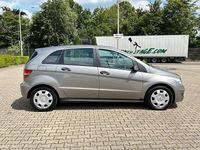 Gebraucht Mercedes B180 109 PS (80 kW) 2007 Grau Van / Kleinbus