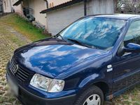 Gebraucht VW Polo 60 PS (44 kW) 2001 Blau Kleinwagen