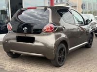 Gebraucht Toyota Aygo Connect Style 68 PS (50 kW) 2012 Braun Kleinwagen