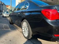 Second-hand BMW 730 300 CP (220 kW) 2009 Negru Berlinǎ
