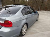Second-hand BMW 330 Performance 231 CP (169 kW) 2006 Albastru Berlinǎ