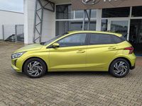 Gebraucht Hyundai i20 101 PS (74 kW) 2025 Grün Limousine