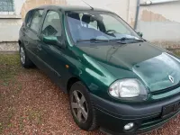 Gebraucht Renault Clio 90 PS (66 kW) 1999 Grün Kleinwagen