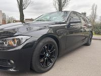 Gebraucht BMW 320 184 PS (135 kW) 2013 Schwarz Kombi