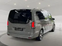 Gebraucht Mercedes V250 Style 190 PS (139 kW) 2025 Alpingrau Van / Kleinbus