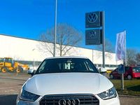 Gebraucht Audi A1 Basis 95 PS (69 kW) 2015 Weiß Kleinwagen