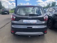 Gebraucht Ford Kuga Titanium 182 PS (133 kW) 2017 Grau SUV