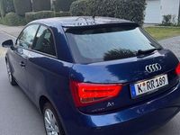 Gebraucht Audi A1 Attraction 105 PS (77 kW) 2011 Blau Kleinwagen