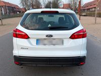 Gebraucht Ford Focus 95 PS (69 kW) 2016 Weiß Kombi