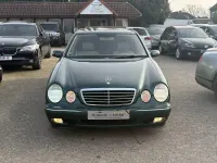 Gebraucht Mercedes E280 Avantgarde 204 PS (150 kW) 2000 Grün Limousine