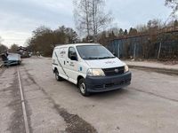 Gebraucht Toyota HiAce 95 PS (69 kW) 2008 Weiß Limousine