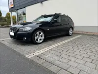 Gebraucht BMW 320 177 PS (130 kW) 2009 Schwarz Kombi
