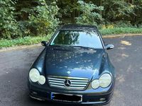 Second-hand Mercedes C200 120 CP (88 kW) 2002 Albastru Coupe