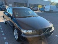Second-hand Volvo S60 140 CP (102 kW) 2004 Negru Berlinǎ