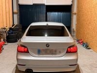 Gebraucht BMW 520 170 PS (125 kW) 2004 Silber Limousine