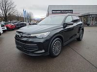 Gebraucht VW Tiguan Goal 150 PS (110 kW) 2025 Schwarz SUV