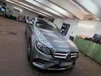 Gebraucht Mercedes E220 197 PS (144 kW) 2016 Grau Limousine
