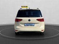 Neu VW Touran 150 PS (110 kW) 2026 Beige Van / Kleinbus