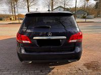 Gebraucht Mercedes B220 177 PS (130 kW) 2017 Blau Van / Kleinbus