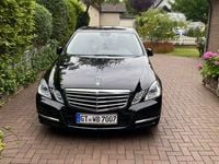 Gebraucht Mercedes E200 Avantgarde 184 PS (135 kW) 2011 Schwarz Limousine